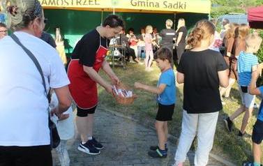 Piknik prozdrowotny w Samostrzelu 24