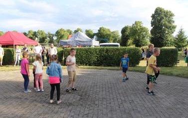 Piknik prozdrowotny w Samostrzelu 39