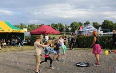 Piknik prozdrowotny w Samostrzelu 49