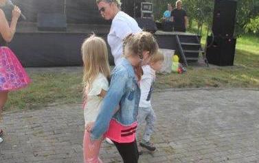 Piknik prozdrowotny w Samostrzelu 53