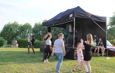 Piknik prozdrowotny w Dębionku 2