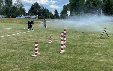 Gminne zawody sportowo - pożarnicze jednostek ochotniczych straży pożarnych za nami!  18