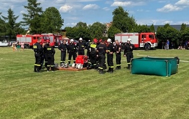 Gminne zawody sportowo - pożarnicze jednostek ochotniczych straży pożarnych za nami!  19