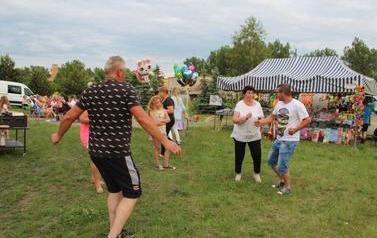 Piknik prozdrowotny w Mrozowie 1
