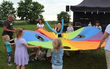 Piknik prozdrowotny w Mrozowie 12