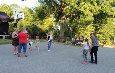 Piknik prozdrowotny w Radziczu 9