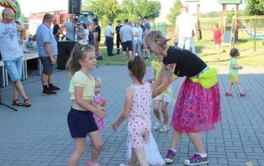 Piknik prozdrowotny w Dębowie 9