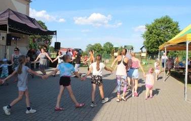 Piknik prozdrowotny w Dębowie 36