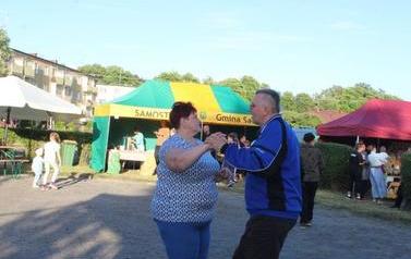 Piknik prozdrowotny w Samostrzelu 6