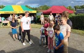 Piknik prozdrowotny w Samostrzelu 60