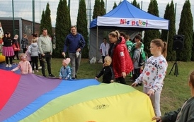 TURNIEJ PIŁKARSKI I PIKNIK PROZDROWOTNY NA ORLIKU 9