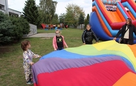 TURNIEJ PIŁKARSKI I PIKNIK PROZDROWOTNY NA ORLIKU 10