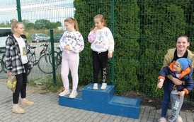 TURNIEJ PIŁKARSKI I PIKNIK PROZDROWOTNY NA ORLIKU 14