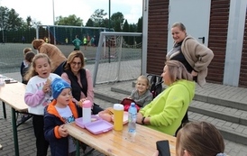 TURNIEJ PIŁKARSKI I PIKNIK PROZDROWOTNY NA ORLIKU 16